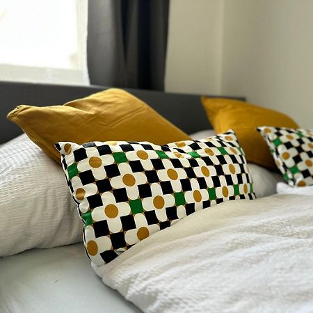 Apartamento Perfect Location, 2 Min To Main Station Viena Exterior foto