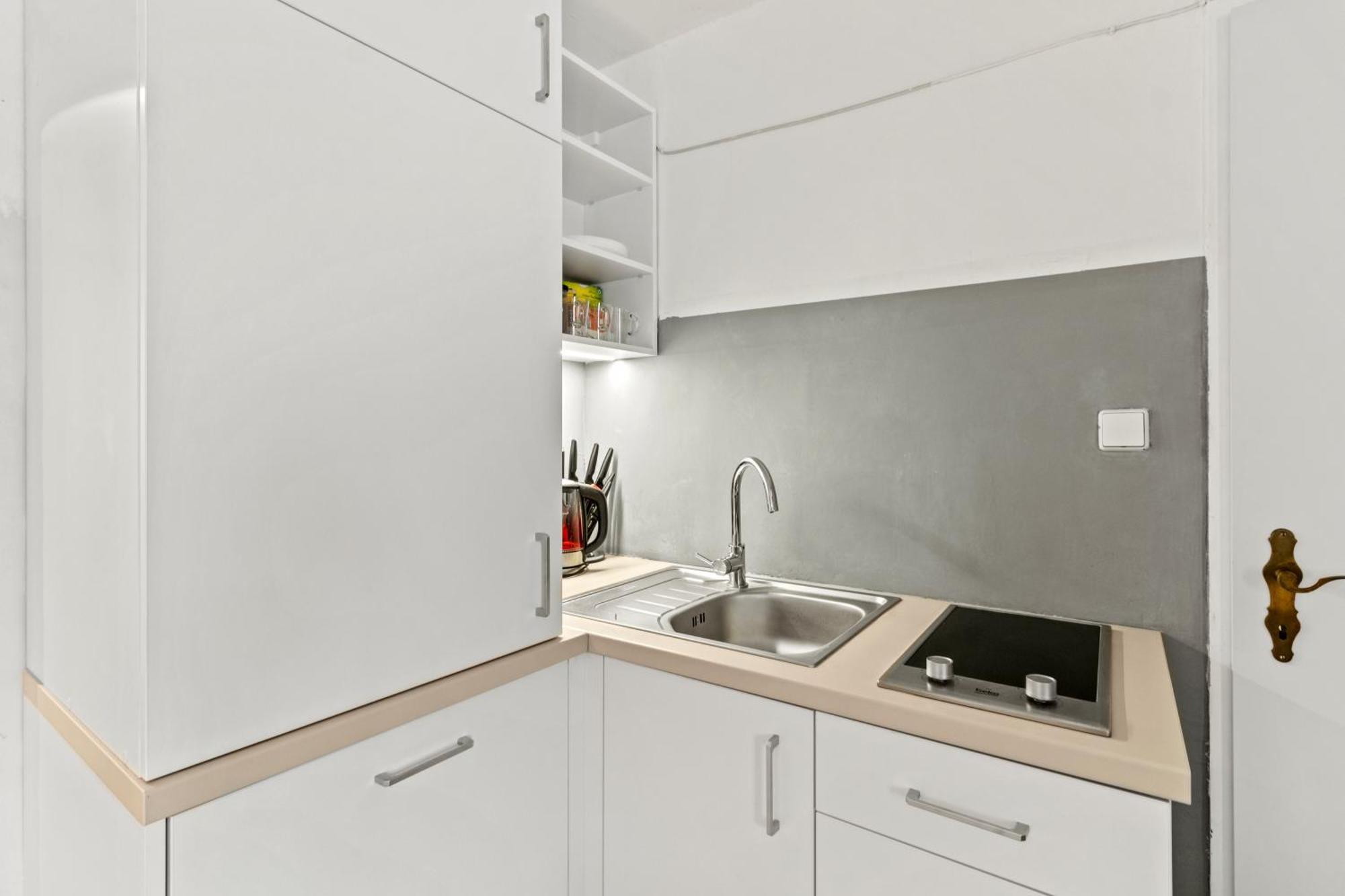 Apartamento Perfect Location, 2 Min To Main Station Viena Exterior foto
