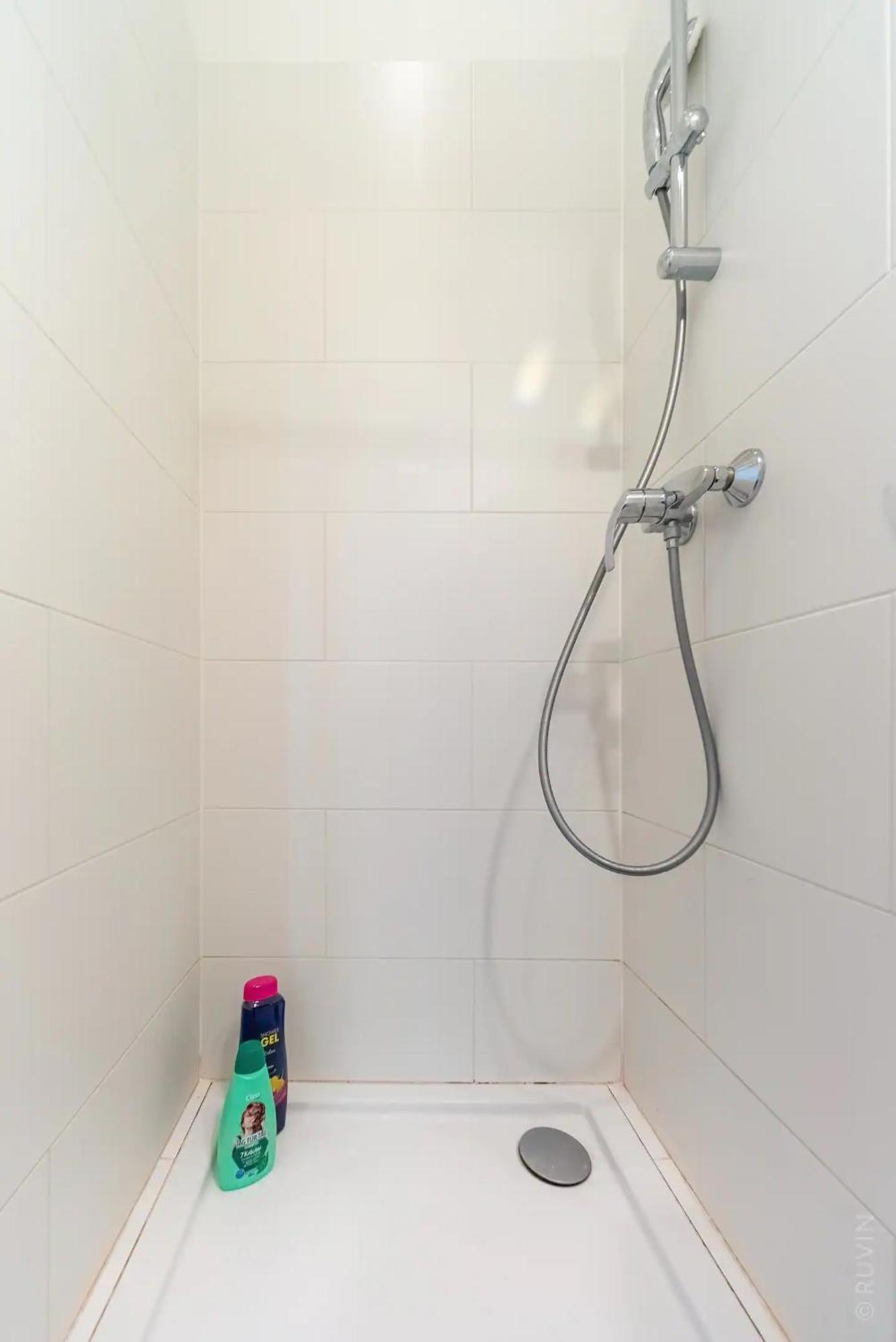 Apartamento Perfect Location, 2 Min To Main Station Viena Exterior foto